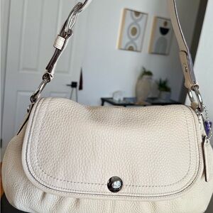 Vintage Coach Shoulder Purse Like New
